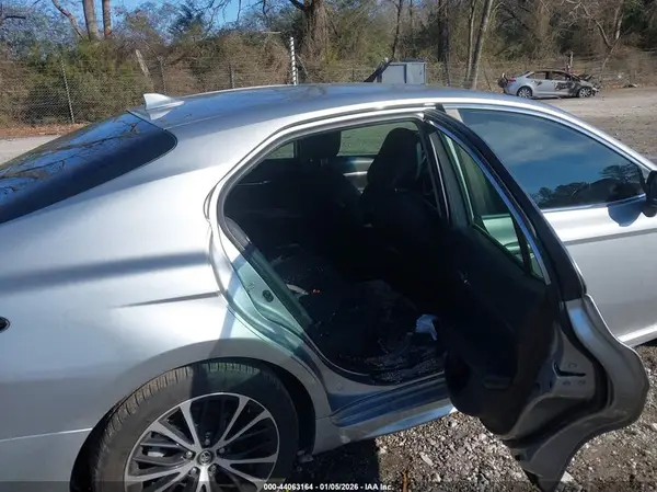 4T1G11AK0LU900780 2020 TOYOTA CAMRY - Image 8