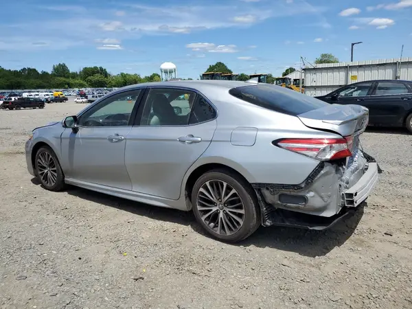 4T1G11AK0LU910547 2020 TOYOTA CAMRY - Image 2