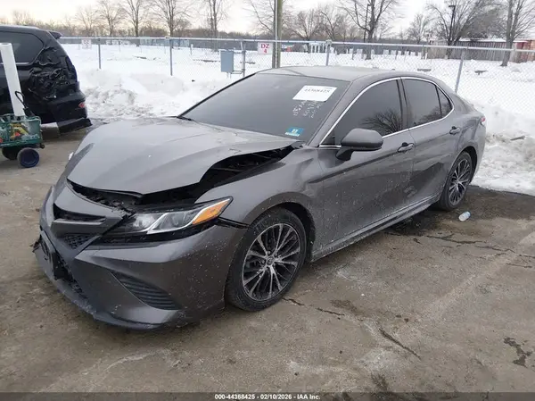 4T1G11AK0LU911004 2020 TOYOTA CAMRY - Image 2