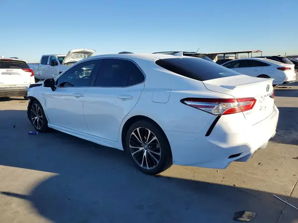 4T1G11AK0LU912301 2020 TOYOTA CAMRY - Image 2