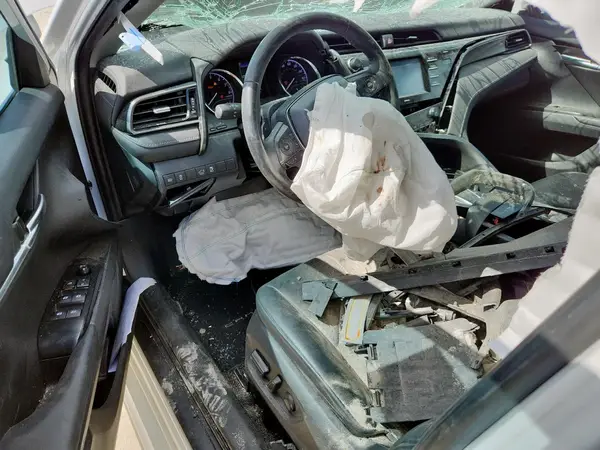 4T1G11AK0LU915926 2020 TOYOTA CAMRY - Image 8