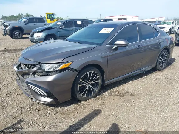 4T1G11AK0LU917417 2020 TOYOTA CAMRY - Image 2