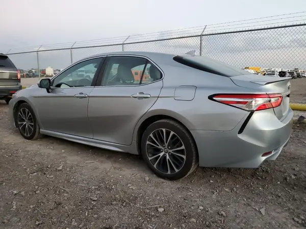 4T1G11AK0LU924206 2020 TOYOTA CAMRY - Image 2
