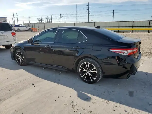 4T1G11AK0LU926327 2020 TOYOTA CAMRY - Image 2