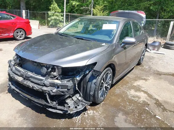 4T1G11AK0LU926733 2020 TOYOTA CAMRY - Image 2