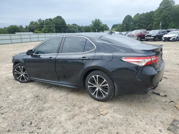 4T1G11AK0LU942530 2020 TOYOTA CAMRY - Image 2