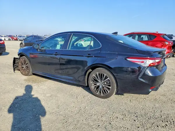 4T1G11AK0LU942785 2020 TOYOTA CAMRY - Image 2
