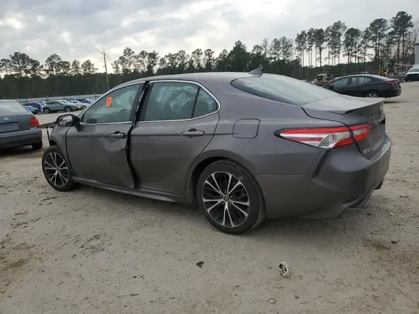4T1G11AK0LU942804 2020 TOYOTA CAMRY - Image 2