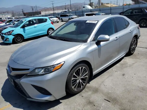 4T1G11AK0LU944455 2020 TOYOTA CAMRY - Image 1