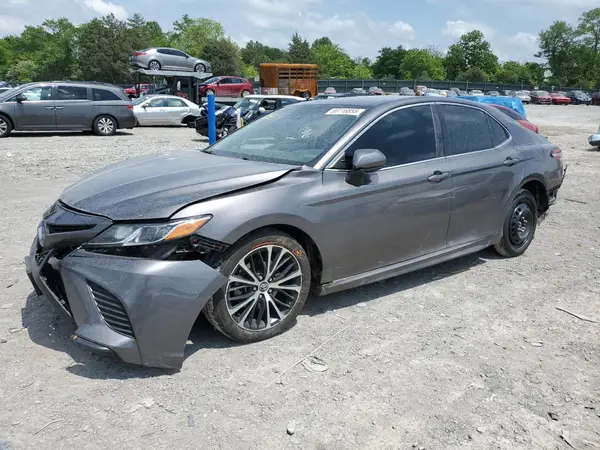 4T1G11AK0LU944570 2020 TOYOTA CAMRY - Image 1