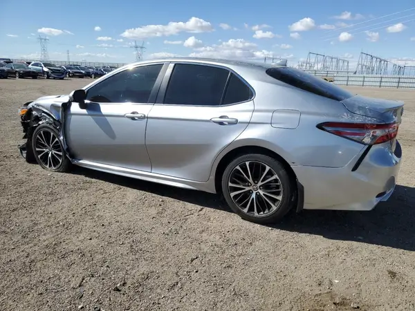 4T1G11AK0LU947727 2020 TOYOTA CAMRY - Image 2