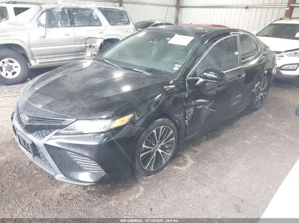 4T1G11AK0LU957741 2020 TOYOTA CAMRY - Image 2