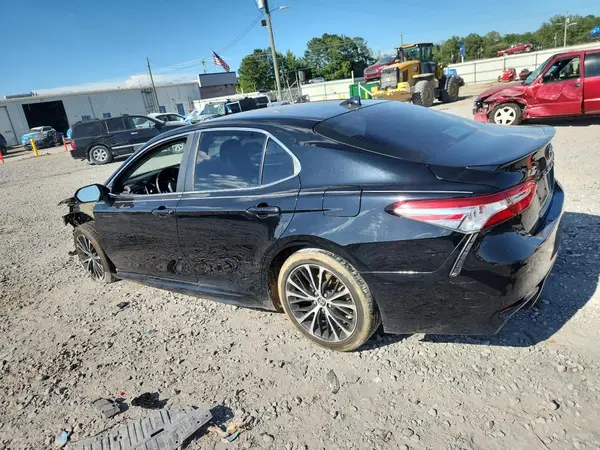 4T1G11AK0LU961711 2020 TOYOTA CAMRY - Image 2