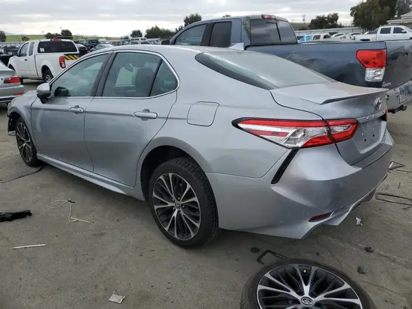 4T1G11AK0LU971560 2020 TOYOTA CAMRY - Image 2