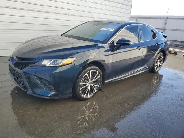 4T1G11AK0LU973809 2020 TOYOTA CAMRY - Image 1