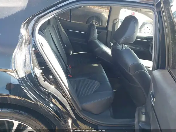 4T1G11AK0LU976421 2020 TOYOTA CAMRY - Image 8