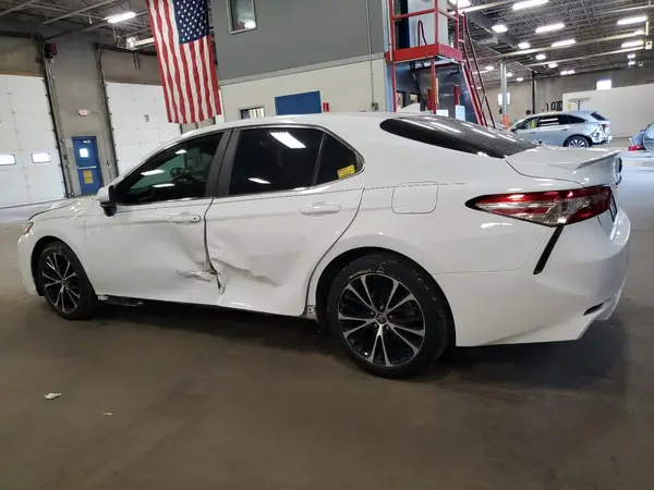 4T1G11AK0LU979609 2020 TOYOTA CAMRY - Image 2
