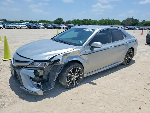 4T1G11AK0LU985300 2020 TOYOTA CAMRY - Image 1