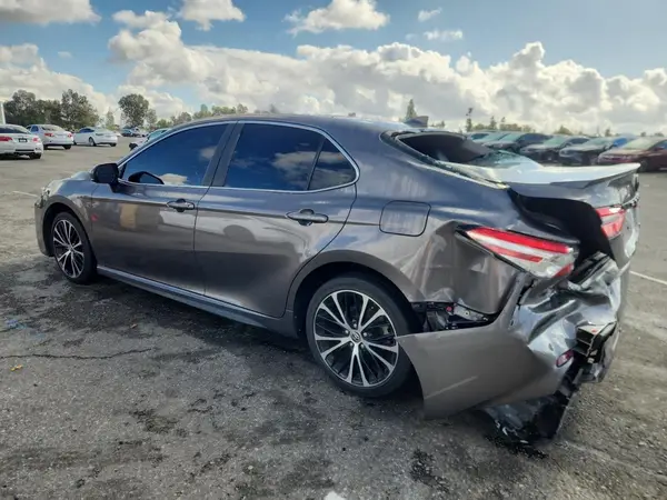 4T1G11AK0LU989072 2020 TOYOTA CAMRY - Image 2