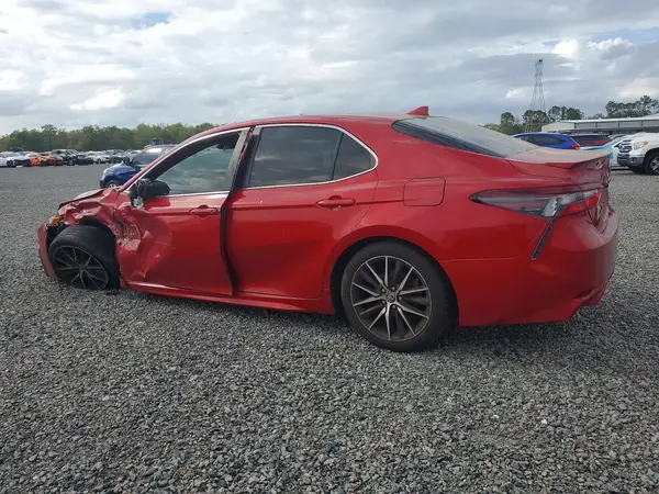 4T1G11AK0MU406341 2021 TOYOTA CAMRY - Image 2