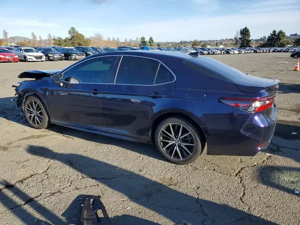 4T1G11AK0MU406436 2021 TOYOTA CAMRY - Image 2