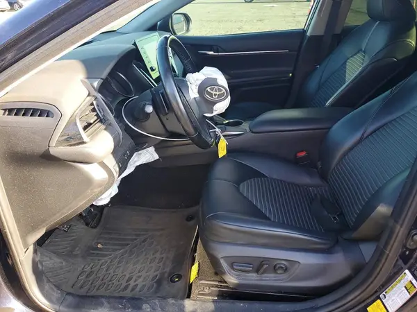 4T1G11AK0MU406436 2021 TOYOTA CAMRY - Image 8