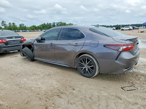 4T1G11AK0MU406923 2021 TOYOTA CAMRY - Image 2