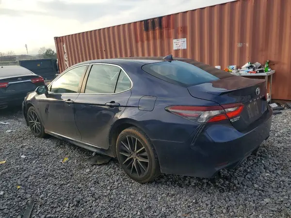 4T1G11AK0MU409143 2021 TOYOTA CAMRY - Image 2