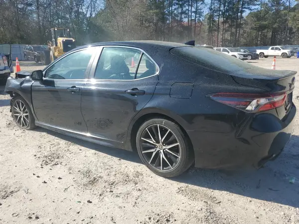 4T1G11AK0MU414245 2021 TOYOTA CAMRY - Image 2