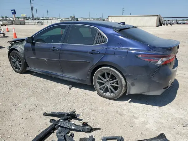 4T1G11AK0MU418599 2021 TOYOTA CAMRY - Image 2