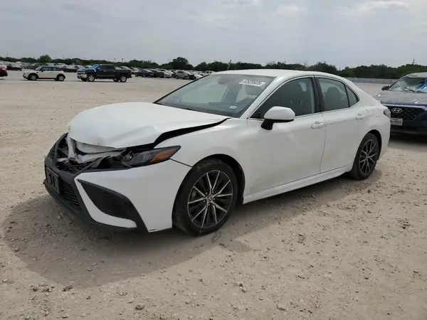 4T1G11AK0MU424886 2021 TOYOTA CAMRY - Image 1