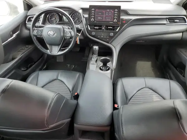 4T1G11AK0MU424886 2021 TOYOTA CAMRY - Image 8