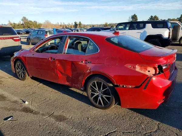 4T1G11AK0MU433295 2021 TOYOTA CAMRY - Image 2