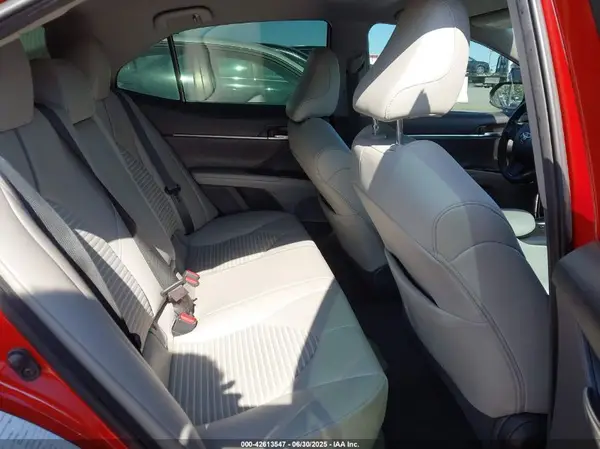 4T1G11AK0MU438612 2021 TOYOTA CAMRY - Image 8