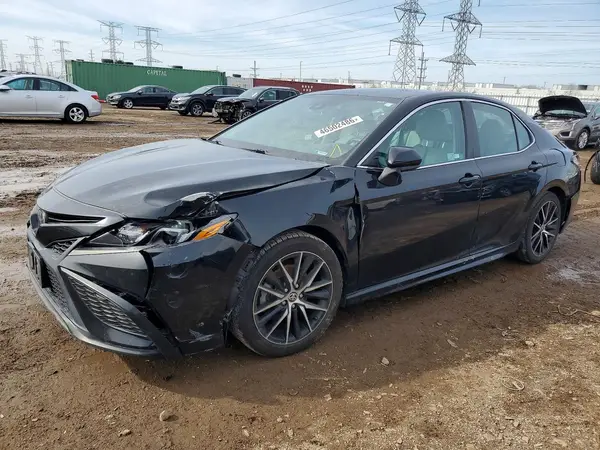 4T1G11AK0MU445124 2021 TOYOTA CAMRY - Image 1