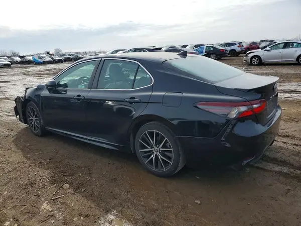 4T1G11AK0MU445124 2021 TOYOTA CAMRY - Image 2