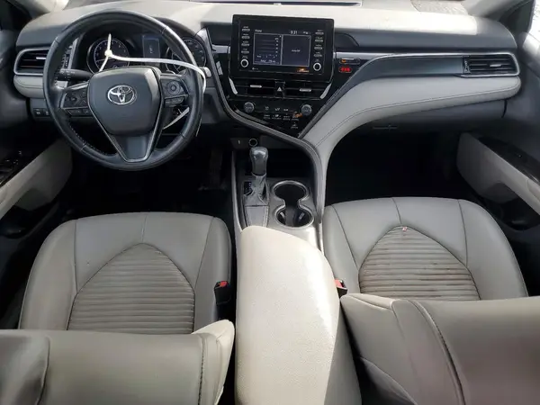 4T1G11AK0MU445124 2021 TOYOTA CAMRY - Image 8