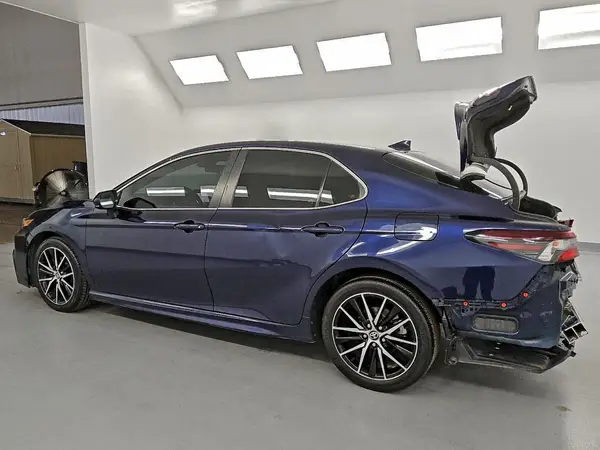 4T1G11AK0MU452784 2021 TOYOTA CAMRY - Image 2