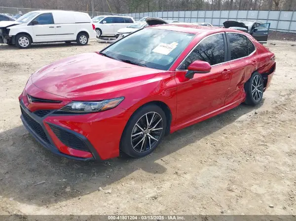4T1G11AK0MU460173 2021 TOYOTA CAMRY - Image 2