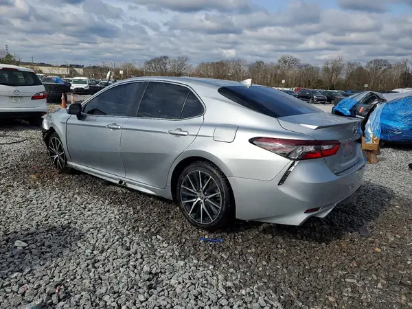 4T1G11AK0MU464515 2021 TOYOTA CAMRY - Image 2