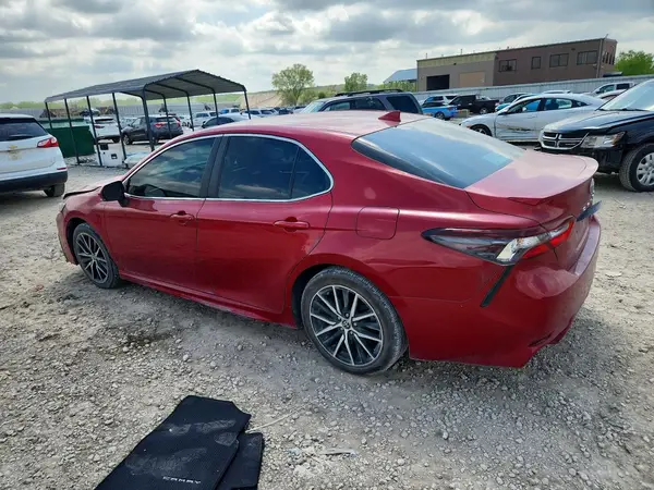 4T1G11AK0MU465647 2021 TOYOTA CAMRY - Image 2