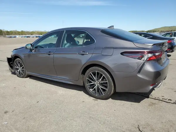 4T1G11AK0MU471917 2021 TOYOTA CAMRY - Image 2