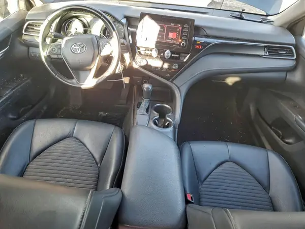 4T1G11AK0MU486725 2021 TOYOTA CAMRY - Image 8