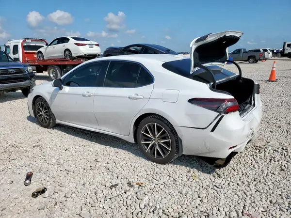 4T1G11AK0MU496929 2021 TOYOTA CAMRY - Image 2