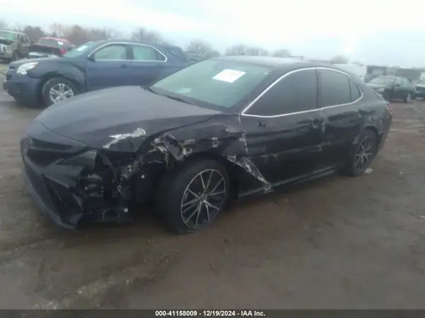 4T1G11AK0MU516158 2021 TOYOTA CAMRY - Image 2