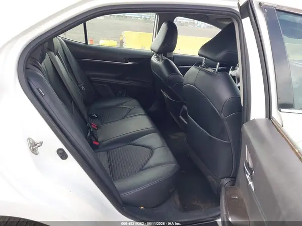 4T1G11AK0MU516810 2021 TOYOTA CAMRY - Image 8