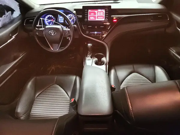 4T1G11AK0MU516886 2021 TOYOTA CAMRY - Image 8