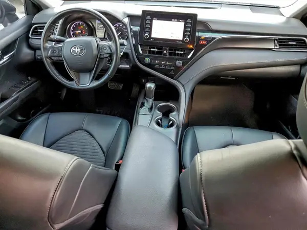 4T1G11AK0MU522820 2021 TOYOTA CAMRY - Image 8
