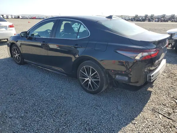 4T1G11AK0MU524129 2021 TOYOTA CAMRY - Image 2