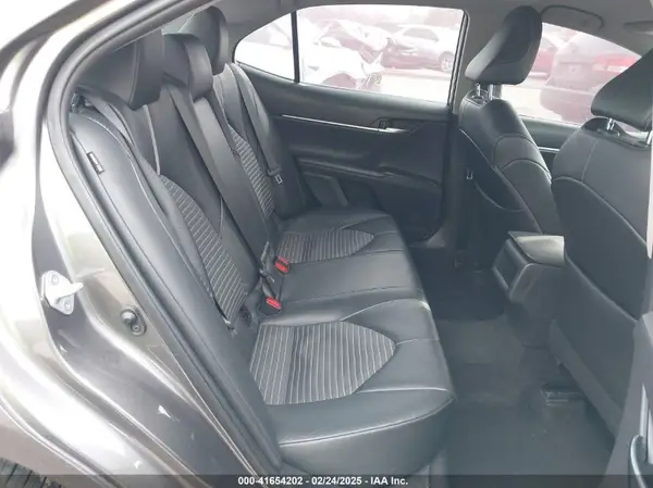 4T1G11AK0MU524308 2021 TOYOTA CAMRY - Image 8